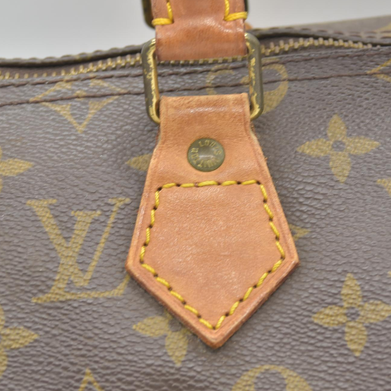 $1490 1989 Louis Vuitton  Speedy 25 Brown Monogram MI8911