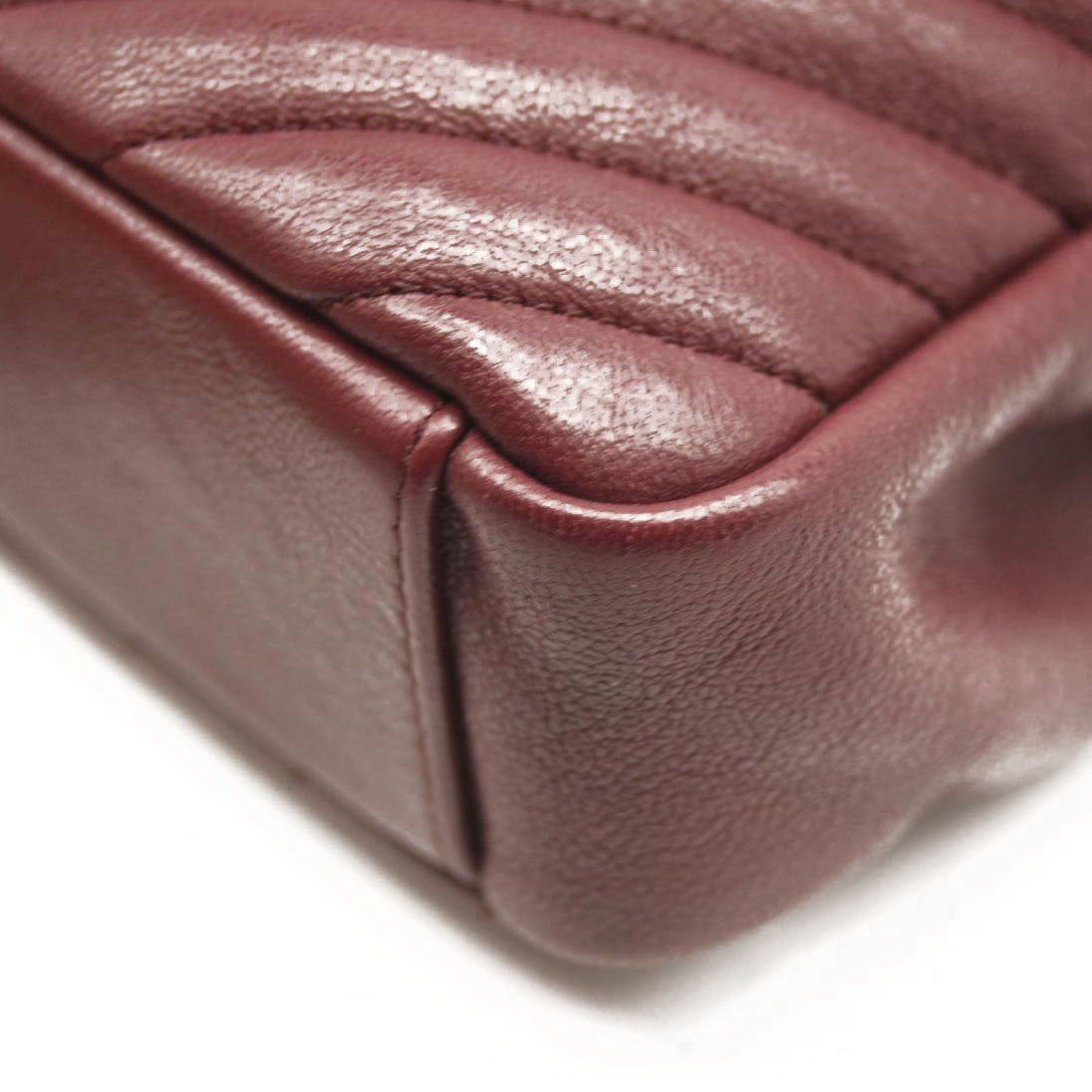 SAINT LAURENT Sheepskin Matelasse Chevron Monogram Medium College Bag Rouge Legion