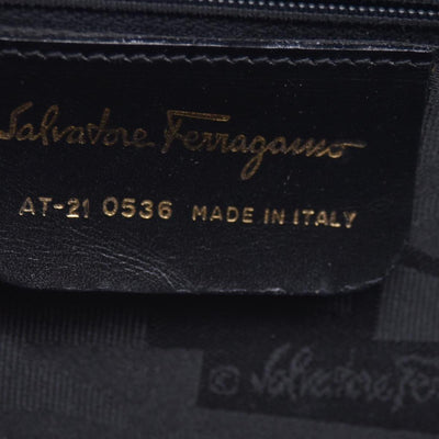 $1450 SALVATORE FERRAGAMO Smooth Calfskin Gancini Top Handle Bag CONSIGNMENT 10021181