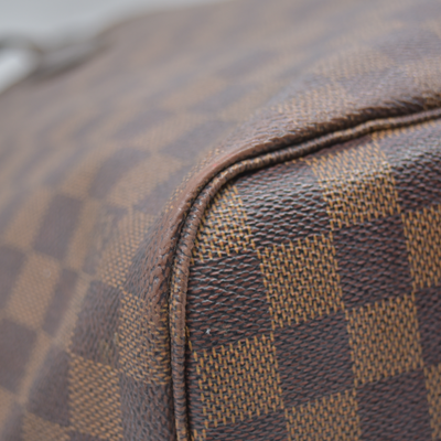 $2240 2010 Louis Vuitton Neverfull MM Damier Ebene  CA0190
