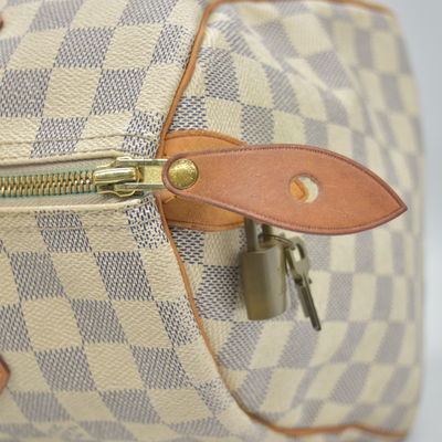 $1550 2010 Louis Vuitton Speedy 30 Damier Azur DU1170