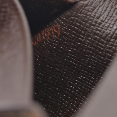 $390 Louis Vuitton 1999 Damier Ebene Passport Holder Wallet