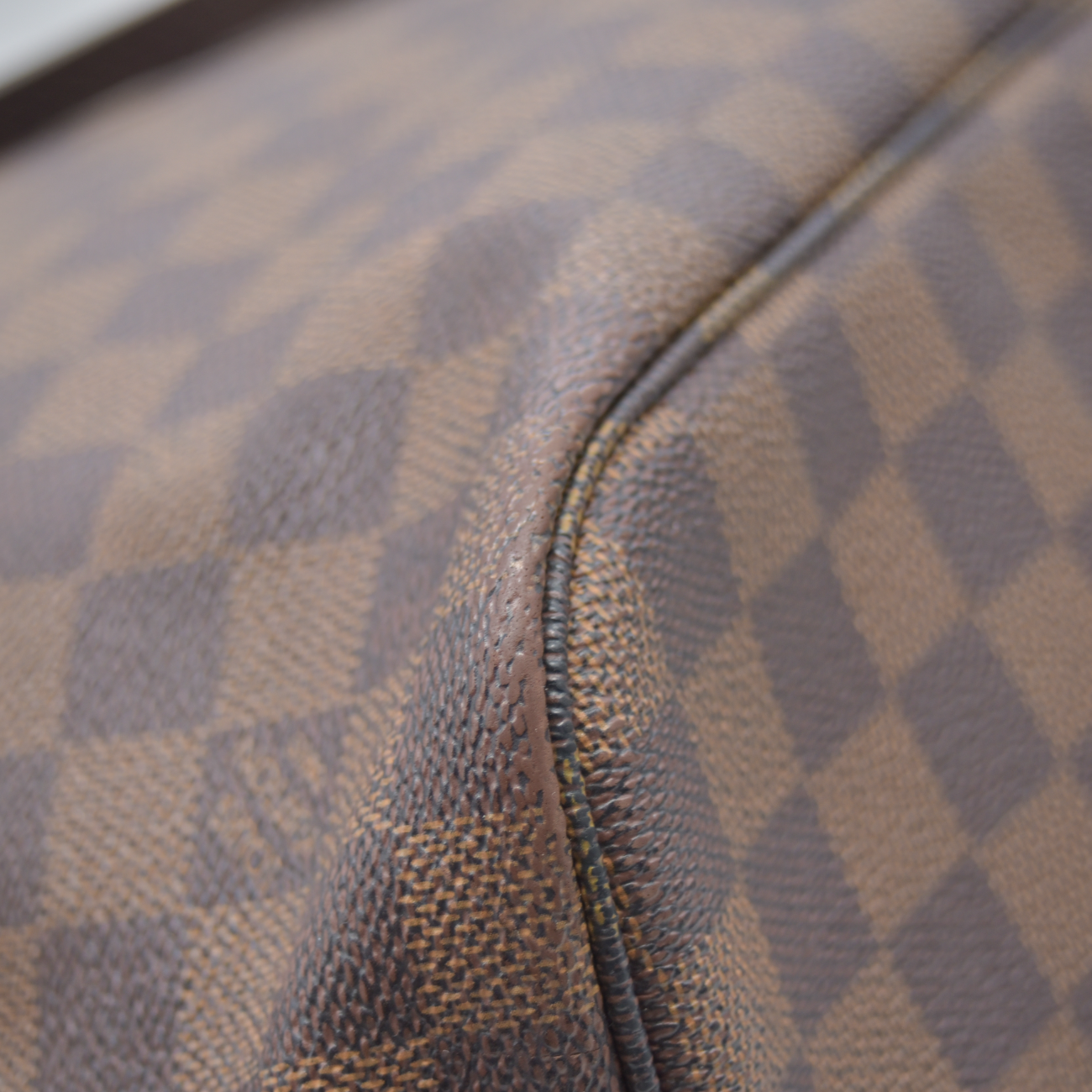 $2240 2008 Louis Vuitton Damier Ebene Neverfull MM SP2088