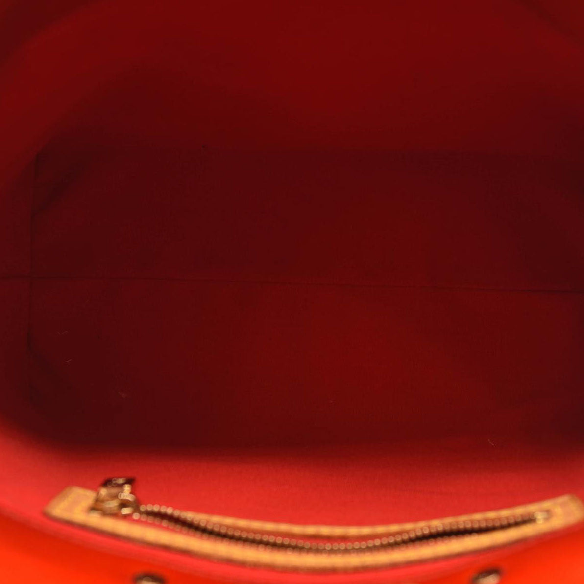 LOUIS VUITTON Vernis Reade PM Pomme D'Amour