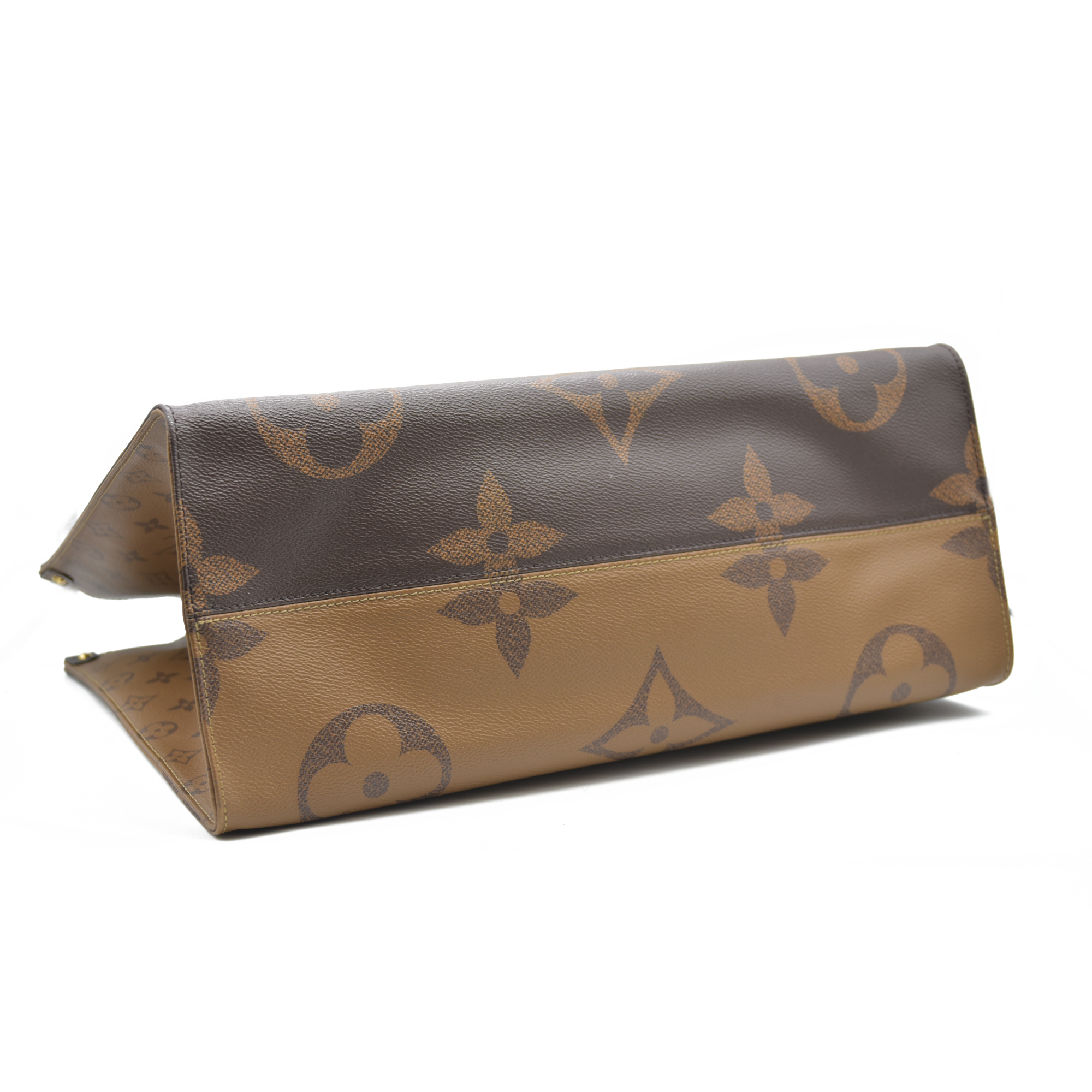 Louis Vuitton  Reverse Monogram Giant Onthego GM NZ3169
