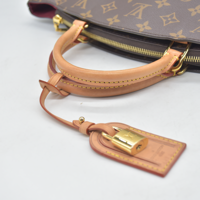 $3150 Louis Vuitton Monogram Palais Petit RFID Shoulder Bag