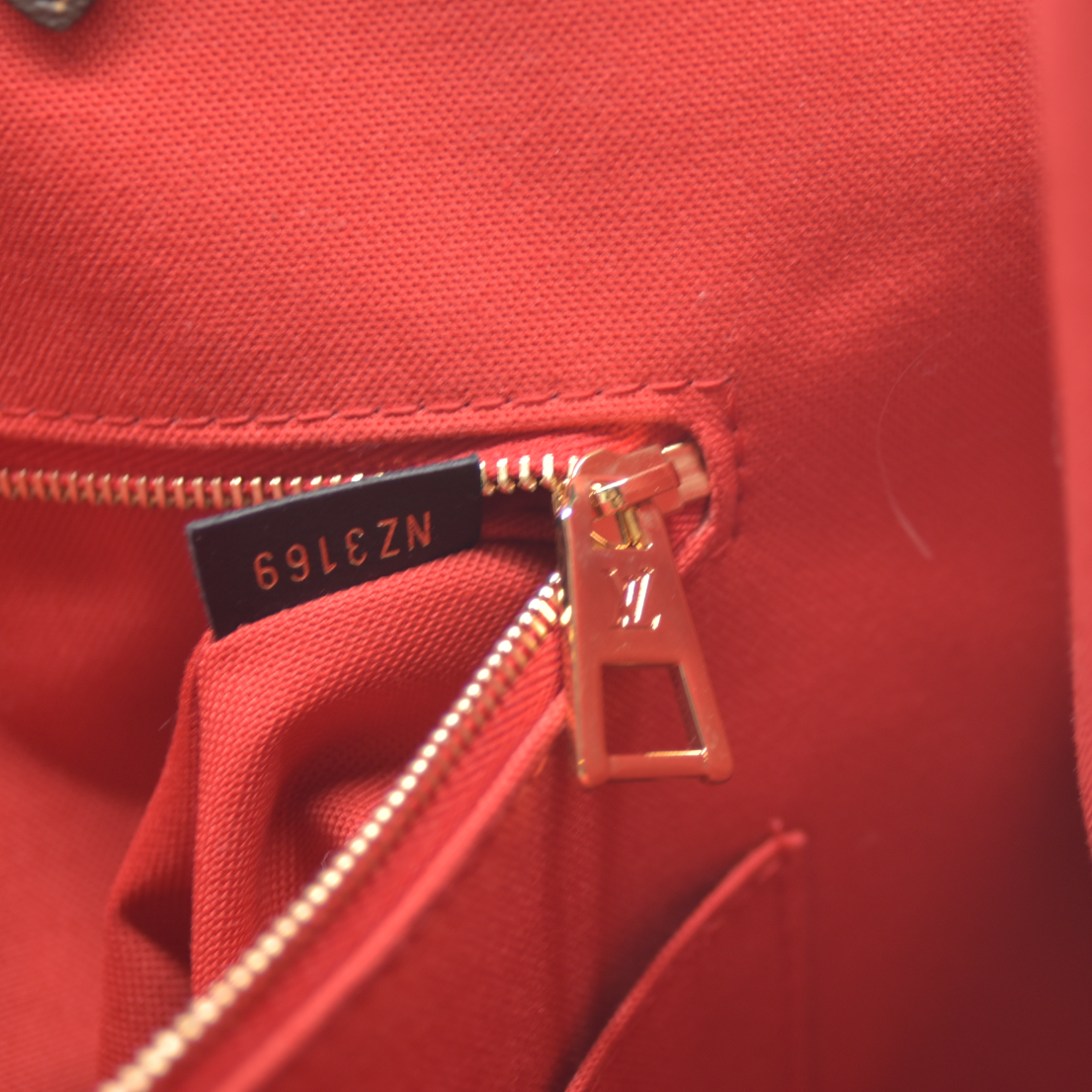 Louis Vuitton  Reverse Monogram Giant Onthego GM NZ3169