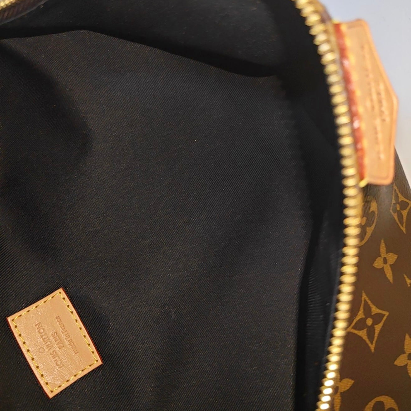PRE-ORDER Louis Vuitton  Monogram Bumbag