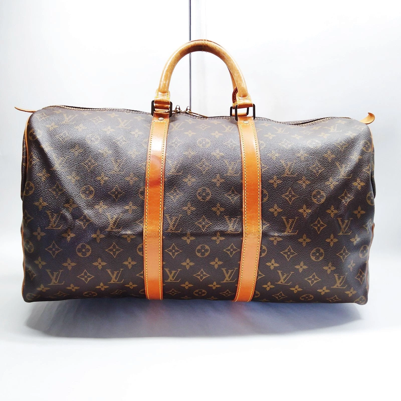 $1440 1988 Louis Vuitton Monogram Keepall 50 VI882