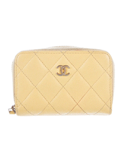 Chanel 2021 Interlocking CC Logo Compact Wallet 10021117