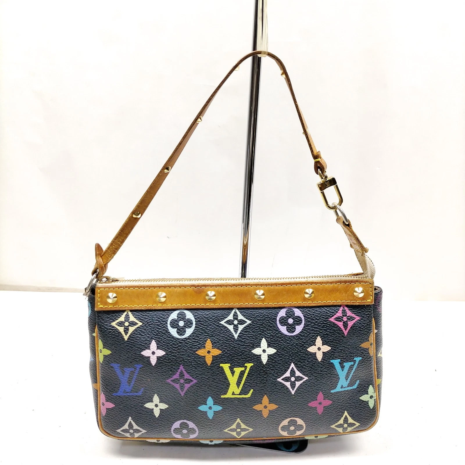 Louis Vuitton LV Accessories Pouch M92648 Poinchette Accessoires 1636946