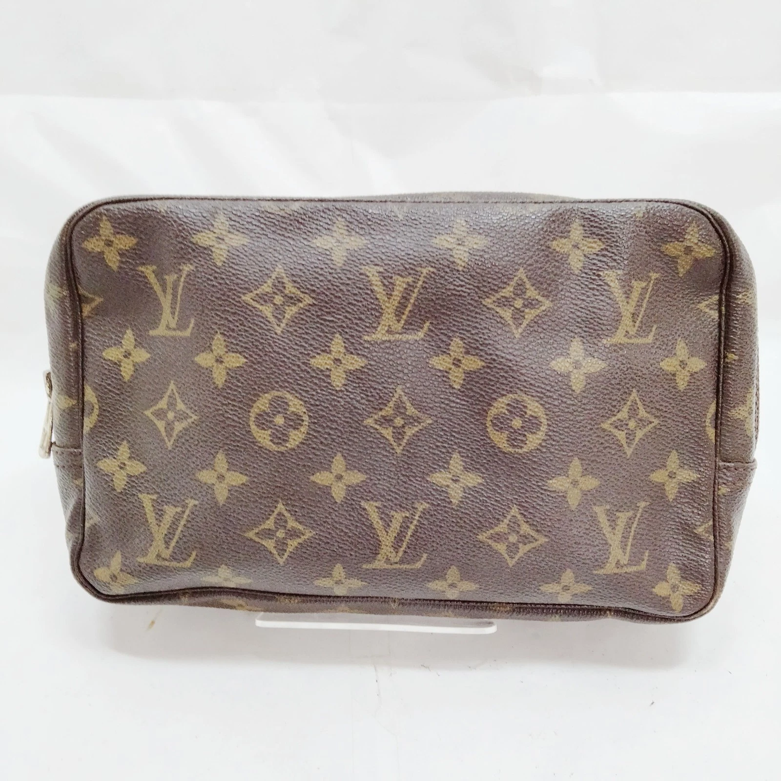 $600 Louis Vuitton LV Cosmetic Pouch TrousseToilette 23 Brown Monogram