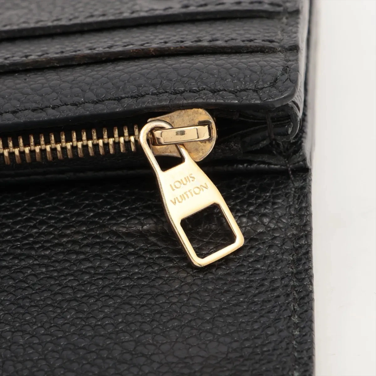 $1060 Louis Vuitton Empreinte Sarah Wallet NM Black