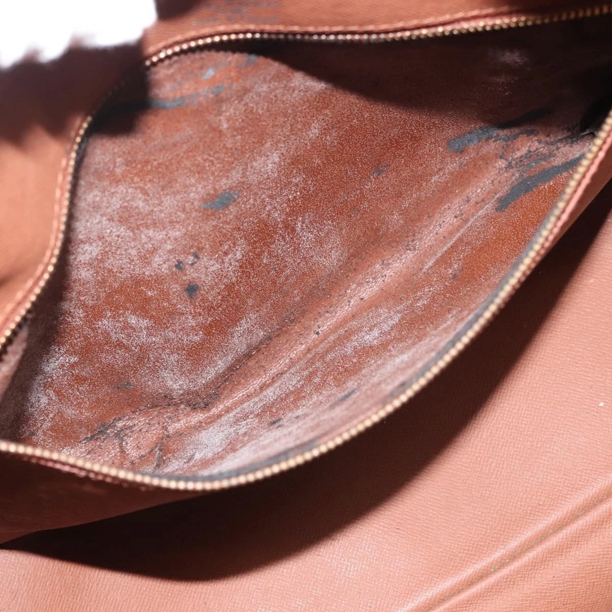 $1450 1997 LOUIS VUITTON Monogram Boulogne 35 Shoulder Bag M51260 LV AS0917