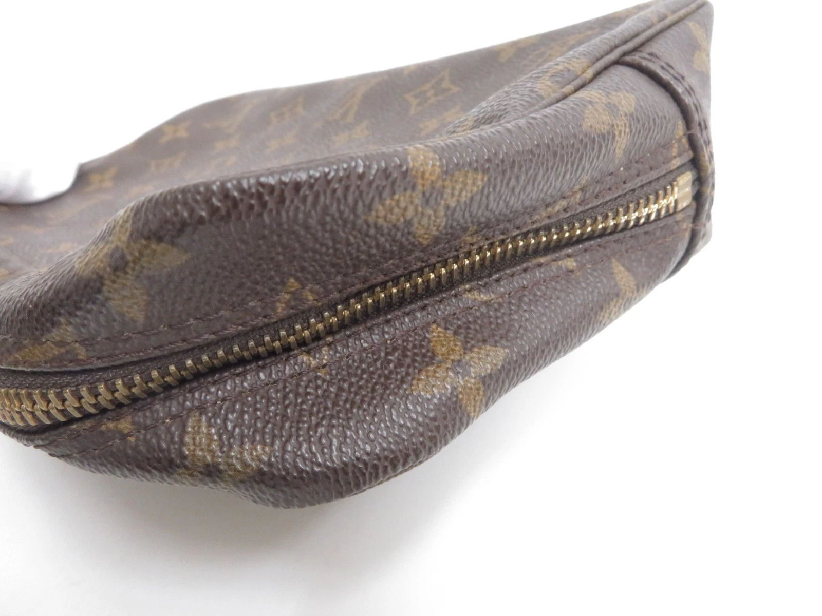 Authentic Louis Vuitton Monogram Trousse Toilette 23 Clutch Pouch Bag F#50650