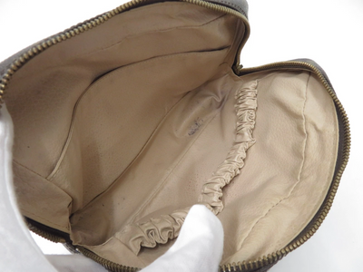 $730 2005 Louis Vuitton Monogram Trousse Toilette 23 TA0055