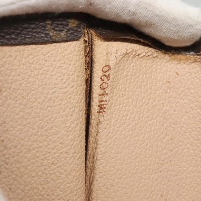 LOUIS VUITTON Monogram Sac Plat Hand Bag