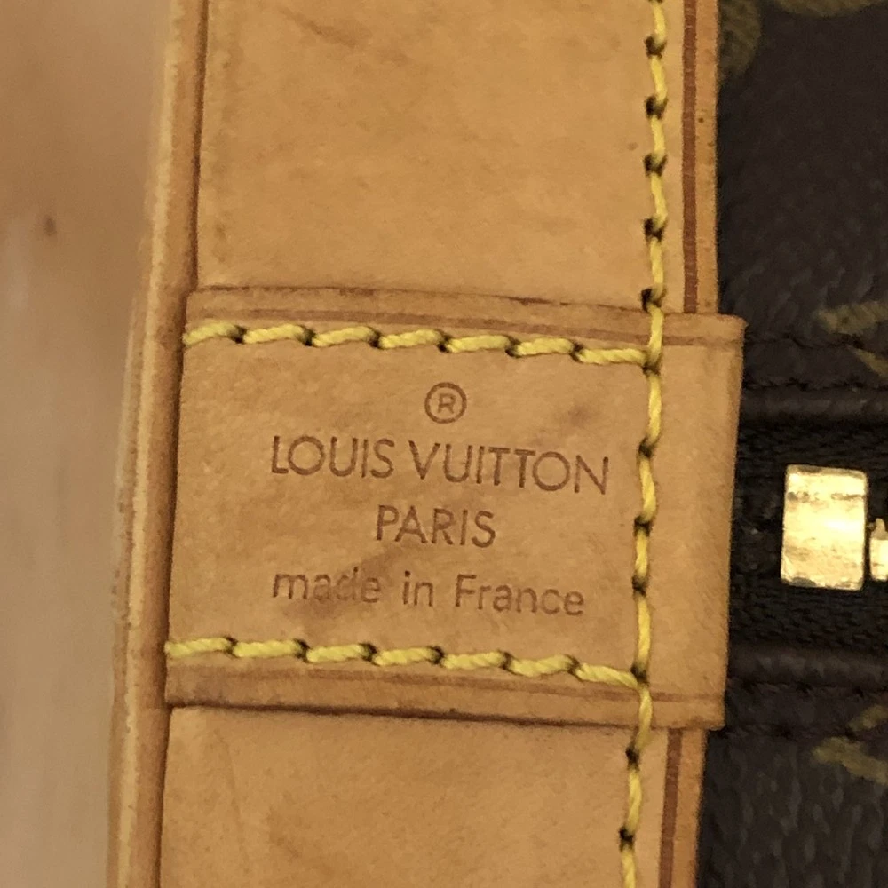 $2150 1999 Louis Vuitton Monogram Alma PM AR0979