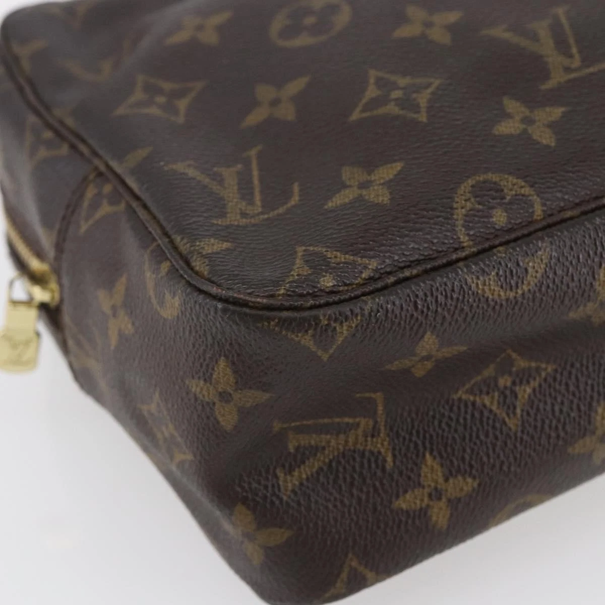 $600 1987 Louis Vuitton Cosmetic Pouch Trousse Toilette 28 873TH