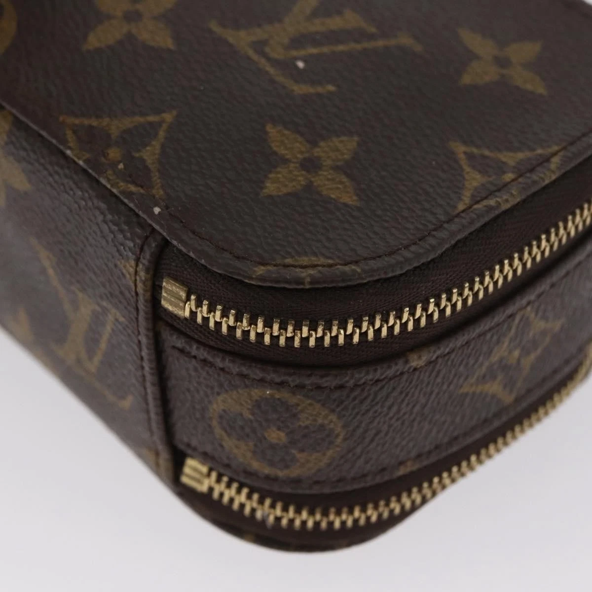 $750 2002 LOUIS VUITTON Monogram Trousse Blush PM VI0092