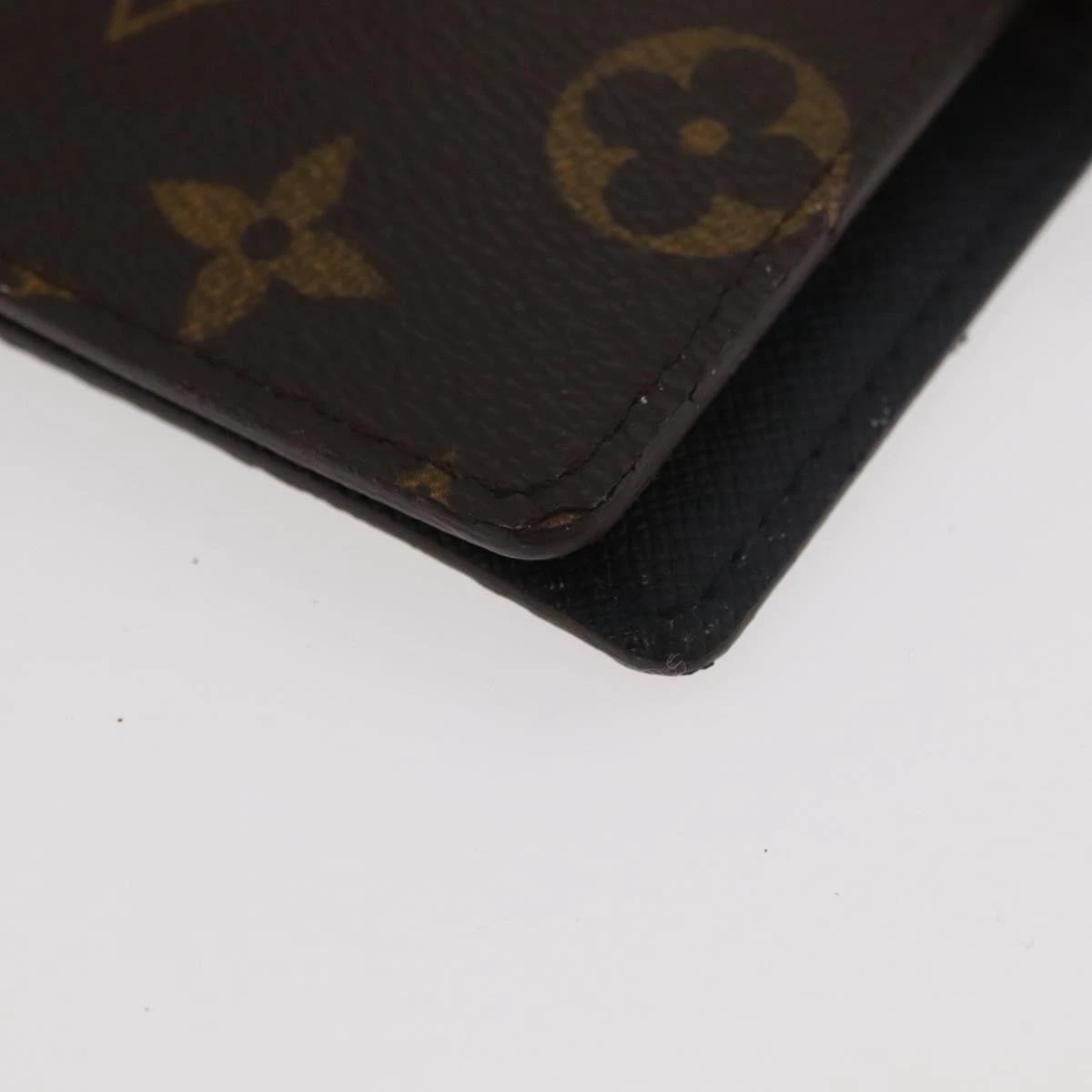 $650 2005 LOUIS VUITTON Monogram Agenda Koala PM Silver CA0065