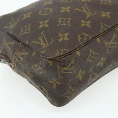 $600 1983 LOUIS VUITTON Monogram Trousse Toilette 28 Clutch Bag 831