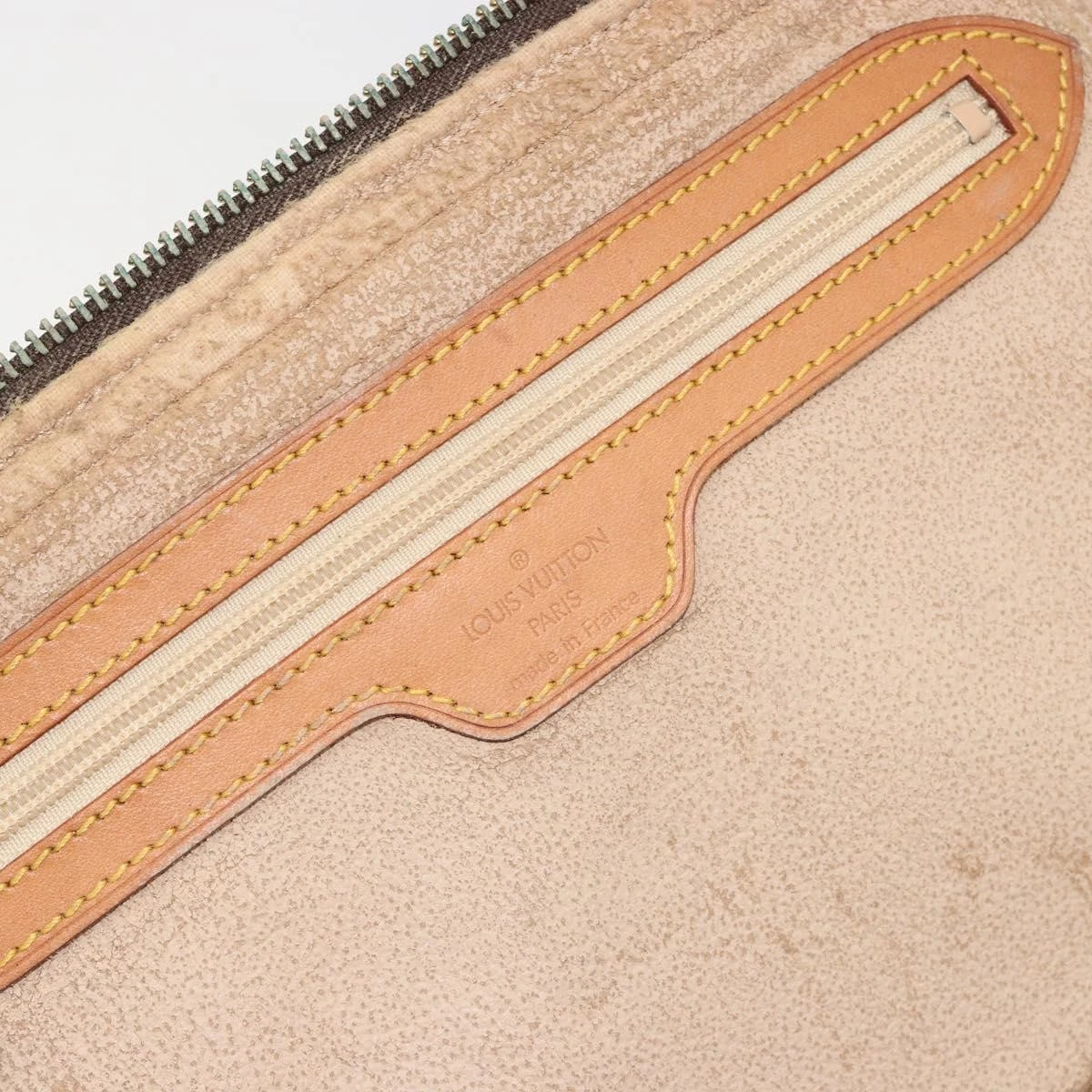 $700 1992 LOUIS VUITTON Monogram Trousse Boite Cosmetic Pouch NO1902