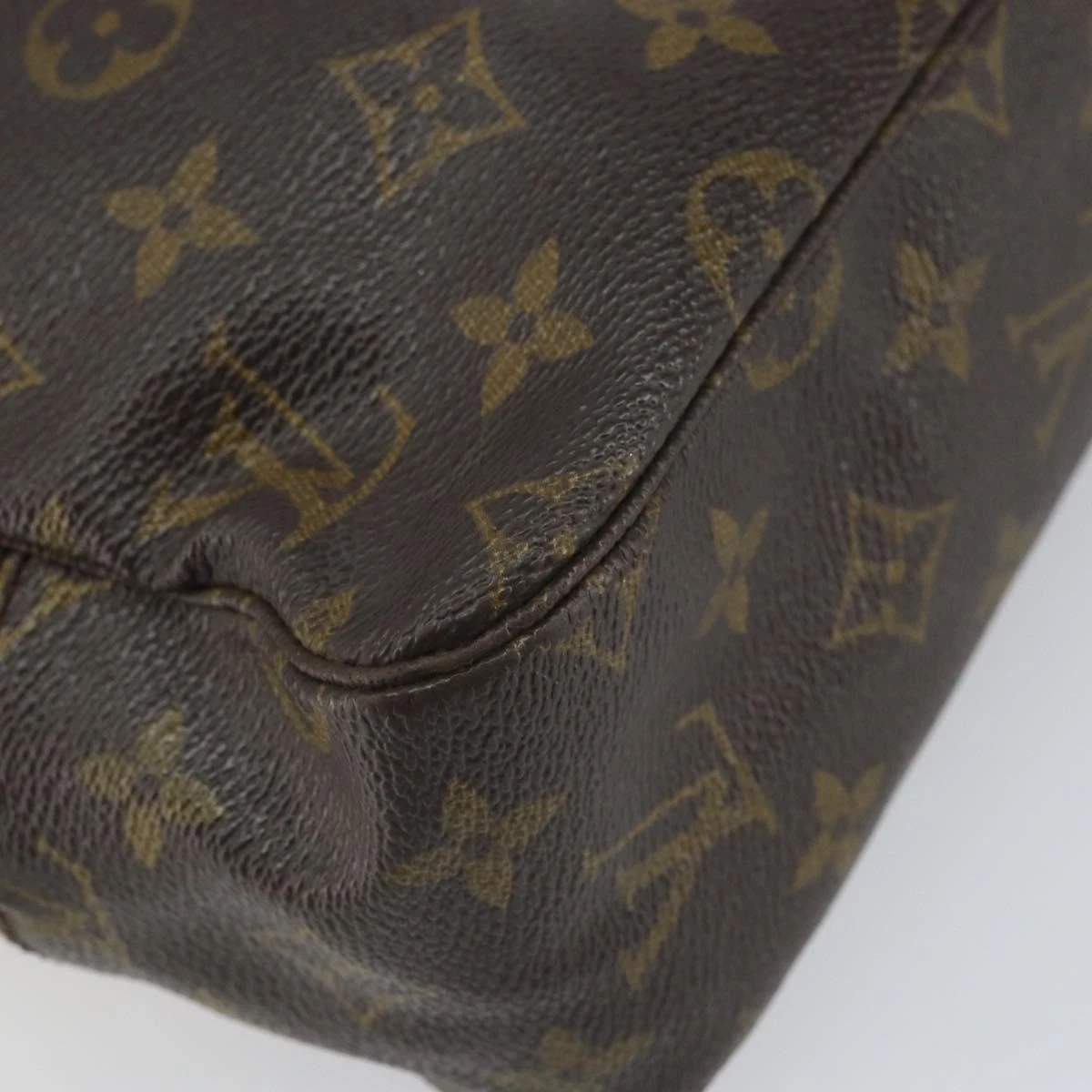 $600 1985 Louis Vuitton Cosmetic Pouch Trousse Toilette 28 851TH