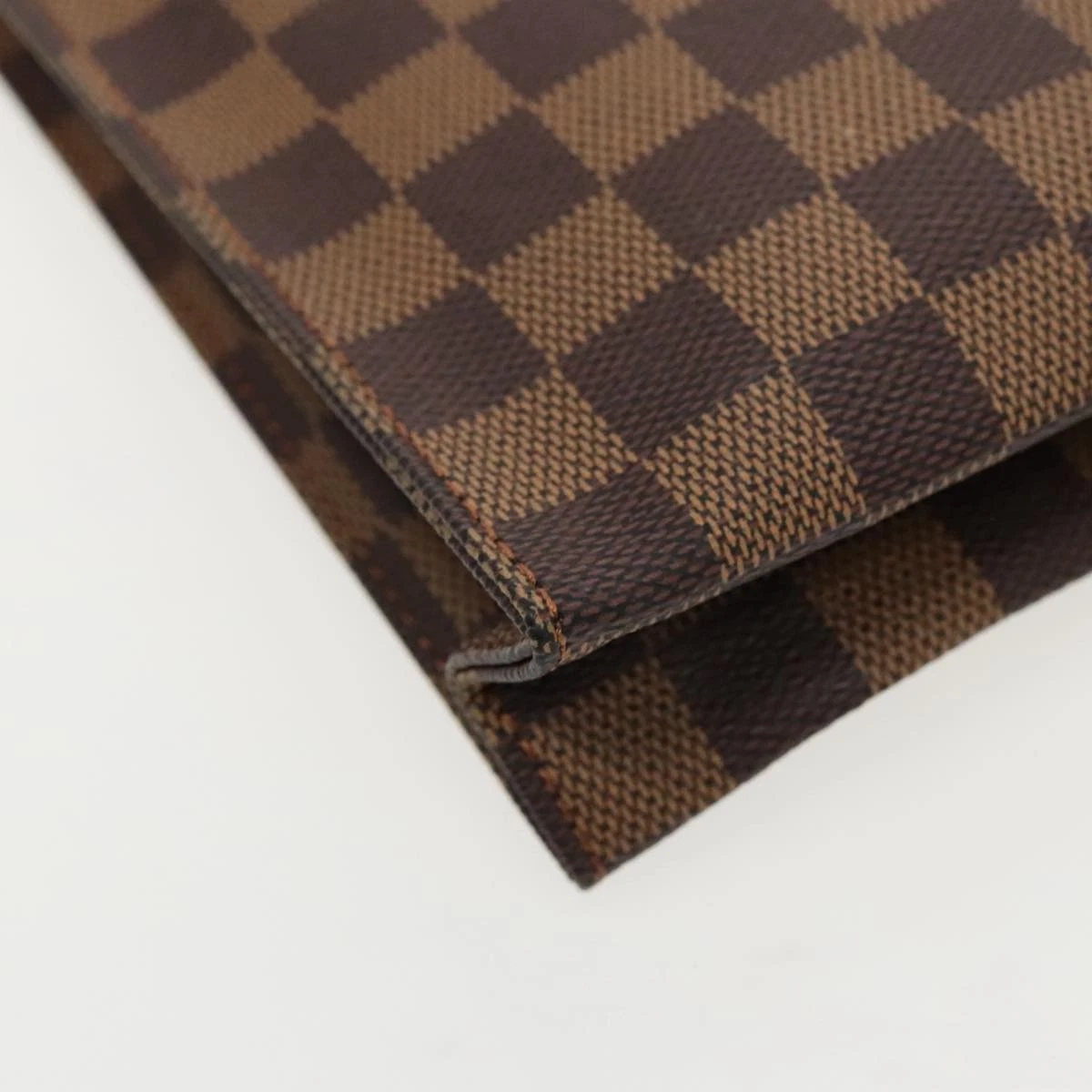 $760 1996 LOUIS VUITTON Damier Ebene Toiletry Pouch 26 TH0956