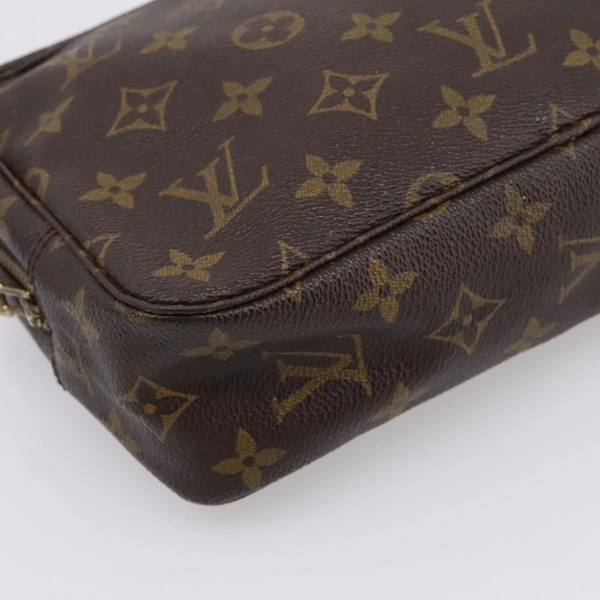 $600 1987 LOUIS VUITTON Monogram Trousse Toilette 23 874TH