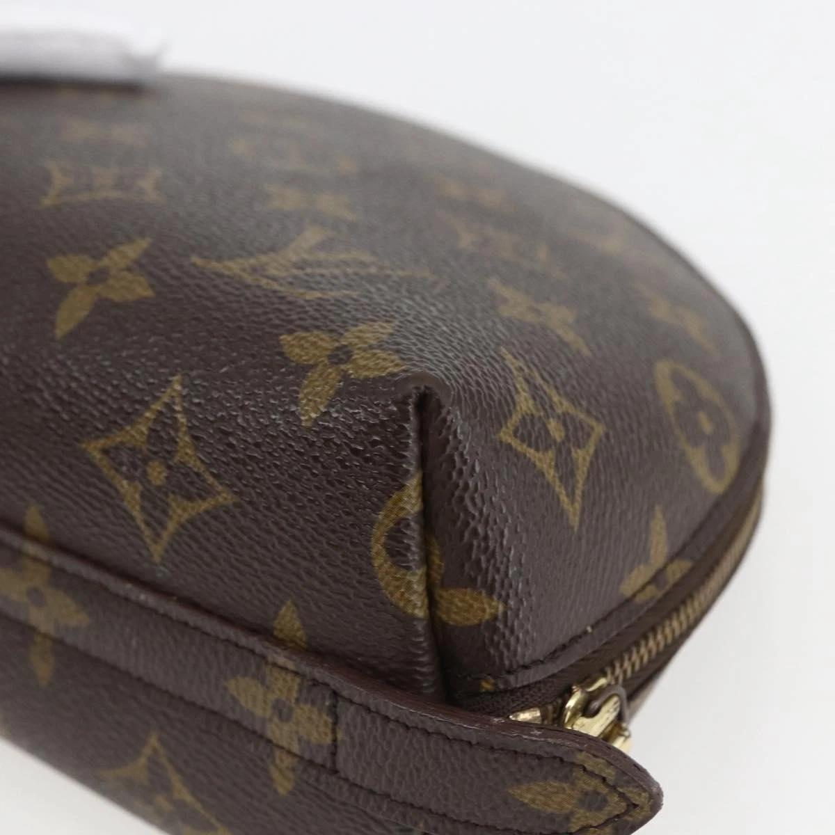 $735 1996 LOUIS VUITTON Monogram Trousse Demi Ronde  TH0996