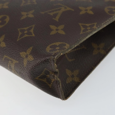 $760 LOUIS VUITTON Monogram Toiletry Pouch 26 France
