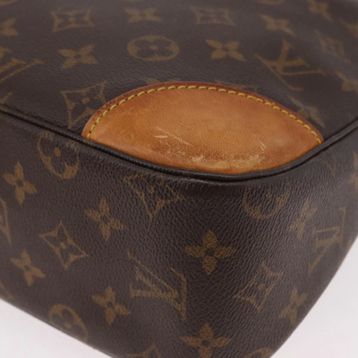 $1090 1997 LOUIS VUITTON Monogram Boulogne 30 Shoulder Bag AS1927