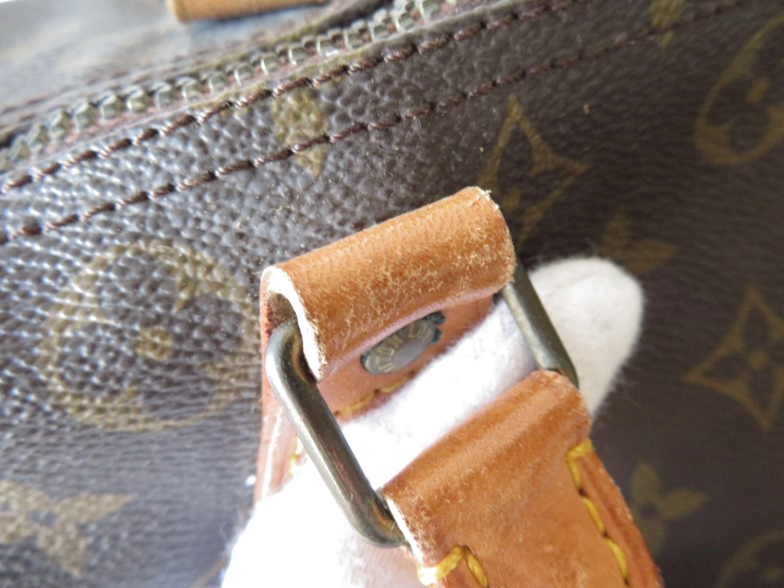 Authentic Louis Vuitton Monogram Speedy 30 Hand Bag F#45163