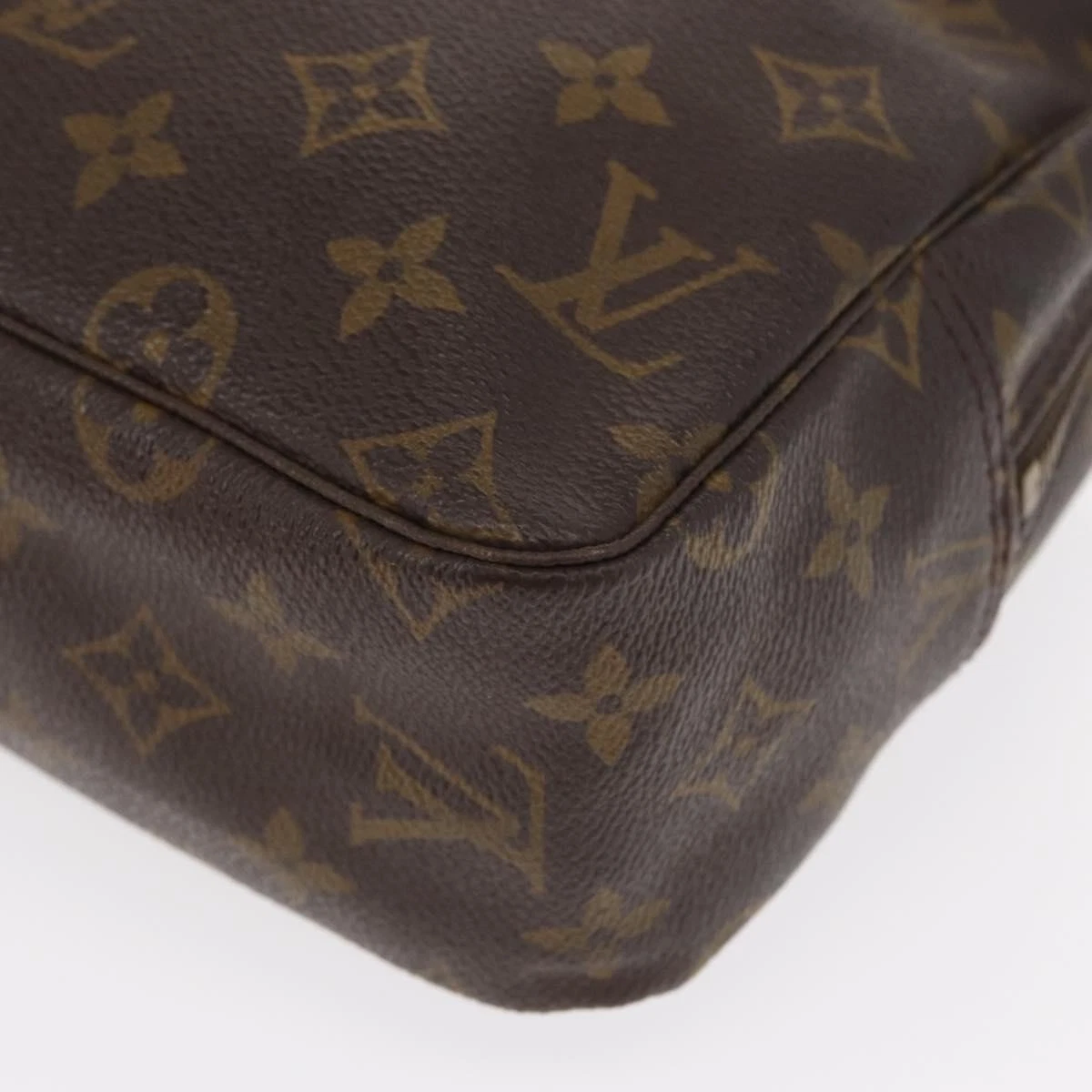 $600 1990 LOUIS VUITTON Monogram Trousse Toilette 28 Clutch Bag NO0930