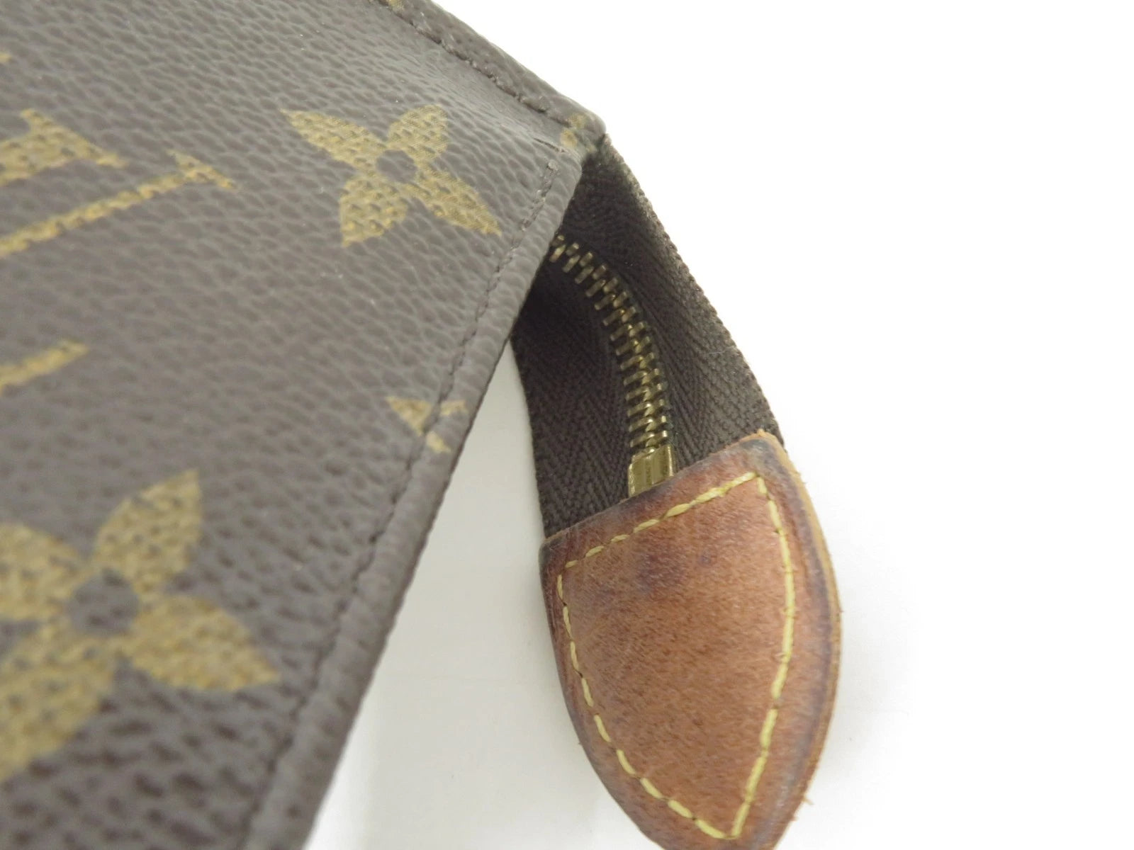 Louis Vuitton  Monogram Poche Toilette 15 Cosmetic Pouch