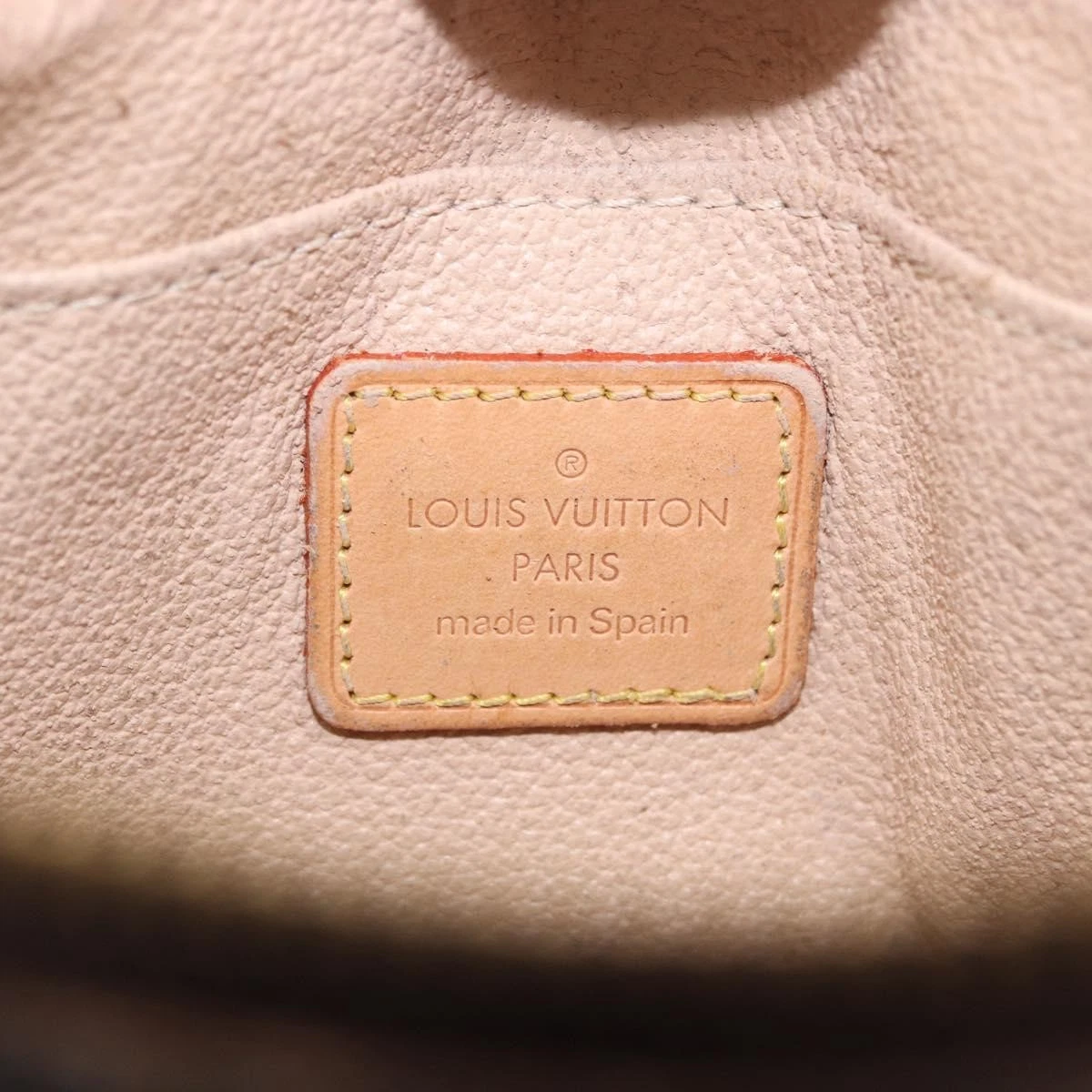 $625 2000 LOUIS VUITTON Monogram Cosmetic Pouch CA0020