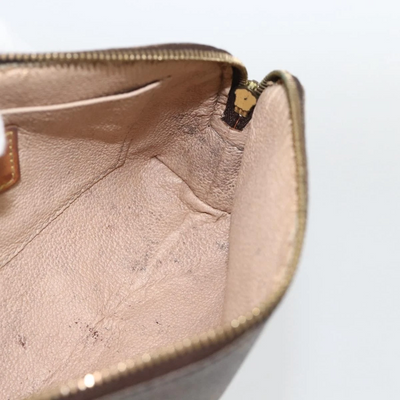 $625 2001 LOUIS VUITTON Monogram Cosmetic Pouch CA0061