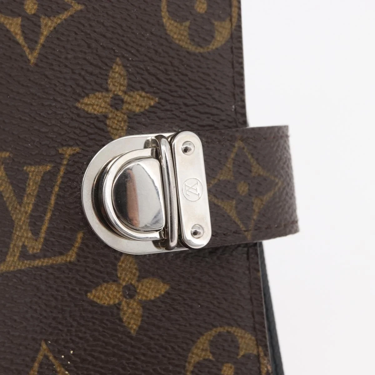 $650 2005 LOUIS VUITTON Monogram Agenda Koala PM Silver CA0065