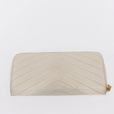 $950 Saint Laurent Grain De Poudre Matelasse Chevron Monogram Zip Around Wallet White