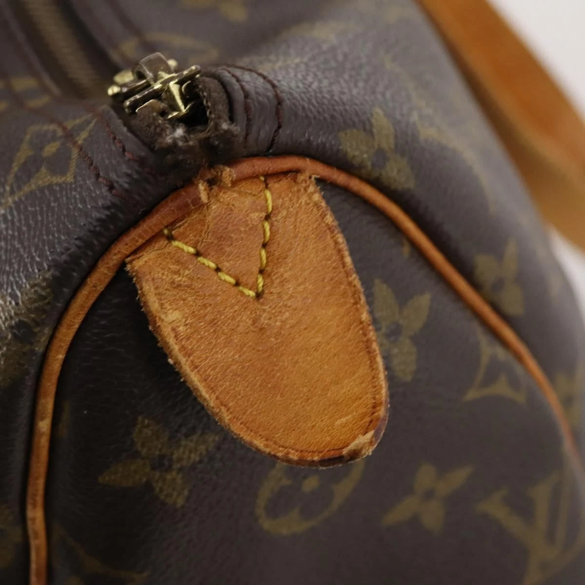 $1,890 1996 Louis Vuitton Monogram Flanerie 45 NO0966