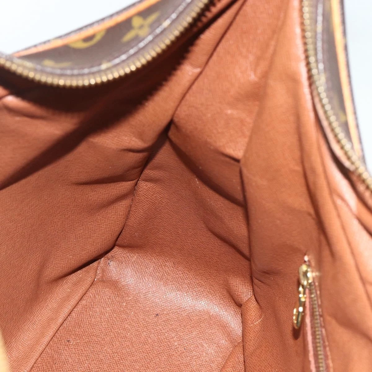 $1,450 1995 Louis Vuitton Monogram Boulogne 35 Shoulder Bag AS0995
