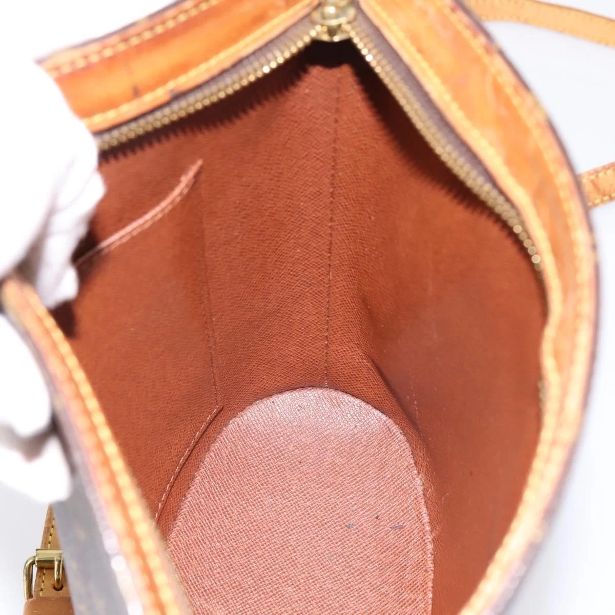 $1,150 1999 Louis Vuitton Monogram Drouot Shoulder Bag VI0939