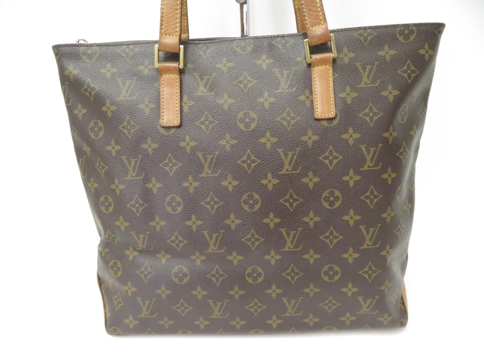 $1,650 2002 Louis Vuitton Monogram Cabas Mezzo AR0022