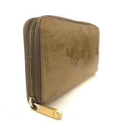 $970 2012 Louis Vuitton Monogram Vernis Zippy Zip Around Long Wallet CA2152