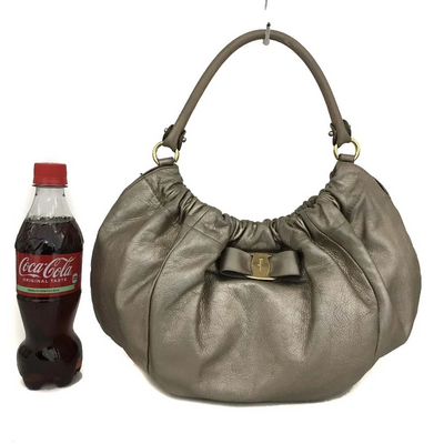 $950 Salvatore Ferragamo Vara Leather Hand Bag Gold