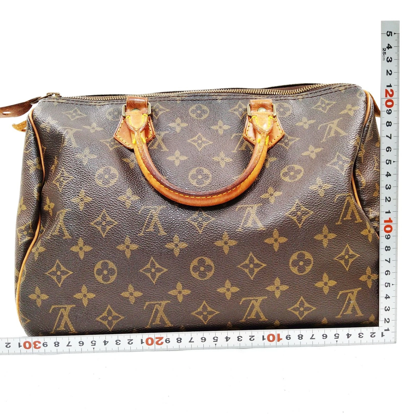 $1550 1991 Louis Vuitton Monogram Speedy 30 VI0961