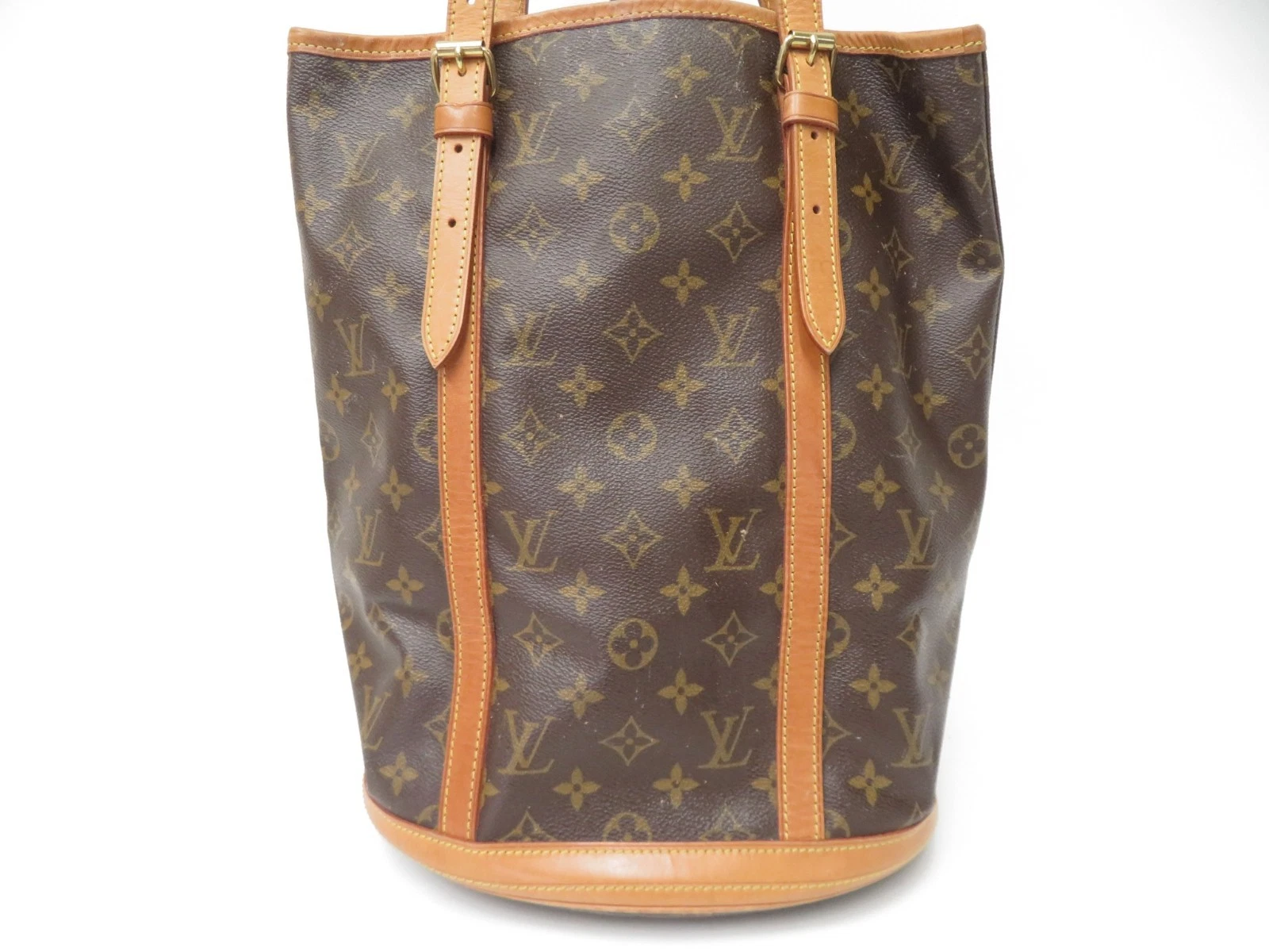 $1,890 2000 Louis Vuitton Monogram Bucket GM AR0010
