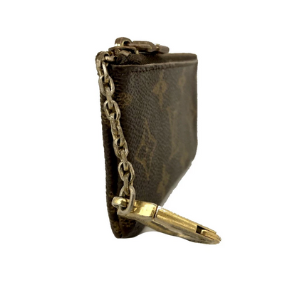 $345 2002 Louis Vuitton Monogram Key Pouch CA0012