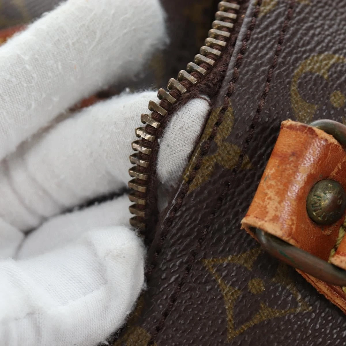 $1540 1984 LOUIS VUITTON Monogram Speedy 30 Hand Bag SA824